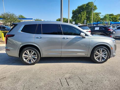 Certified 2023 Cadillac XT6 Premium Luxury image 6