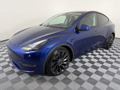 Used 2023 Tesla Model Y Performance AWD/4WD image 7