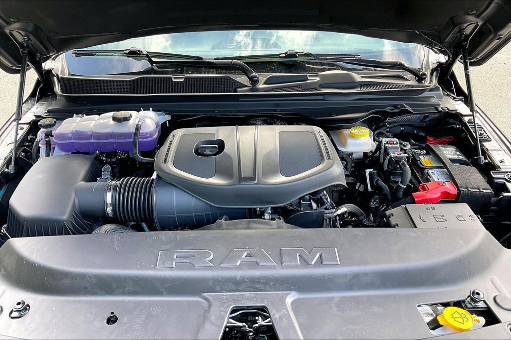 New 2026 RAM 1500 Express AWD/4WD image 35