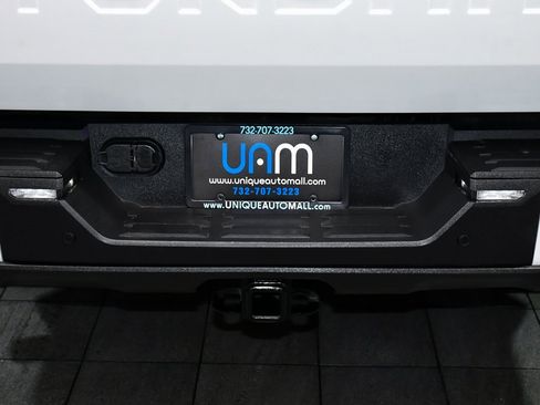 Used 2024 Toyota Tundra Platinum image 89