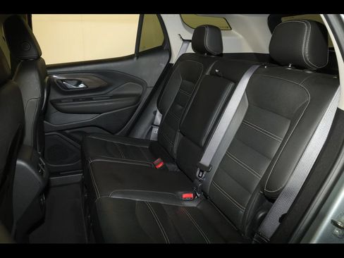Used 2023 GMC Terrain Denali w/ Denali Premium Package AWD/4WD image 21