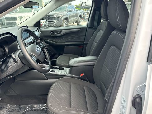 Used 2024 Ford Escape Active AWD/4WD image 11