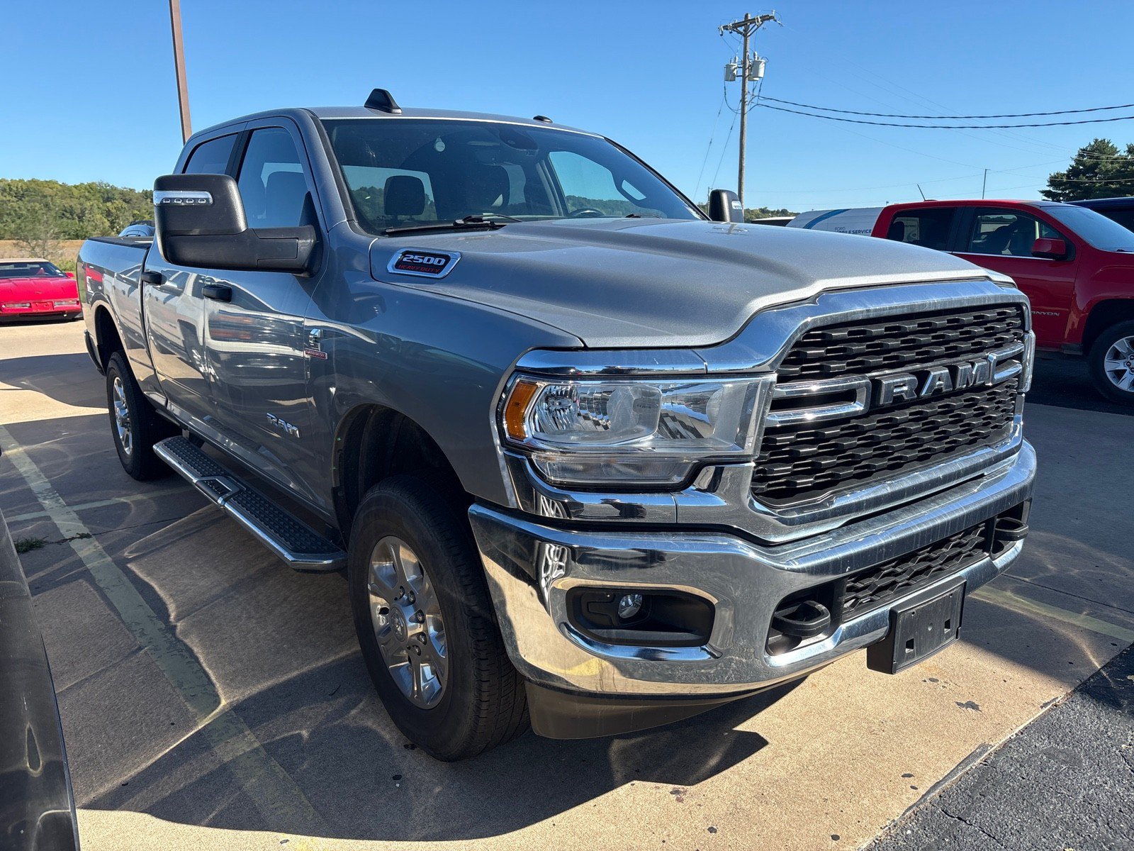 Used 2024 RAM 2500 Big Horn AWD/4WD image 3