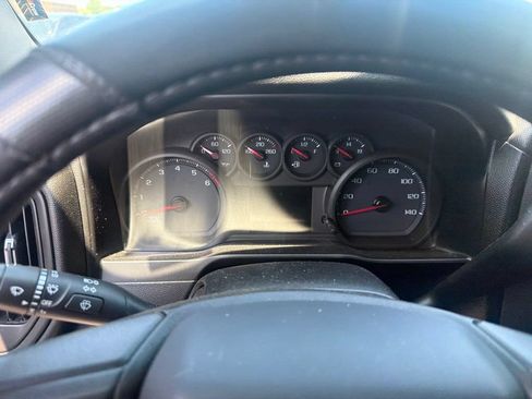 Used 2019 Chevrolet Silverado 1500 Custom Trail Boss w/ Custom Convenience Package AWD/4WD image 12