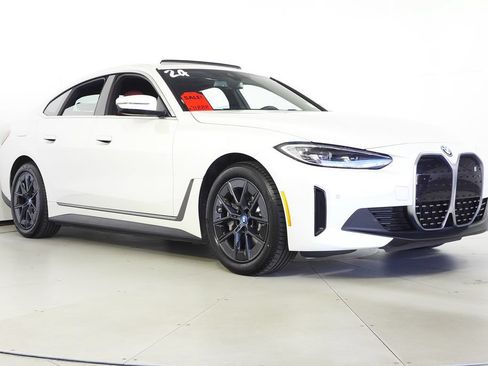 Used 2024 BMW i4 eDrive35 w/ Convenience Package RWD image 4