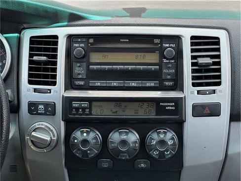 Used 2007 Toyota 4Runner SR5 AWD/4WD image 22