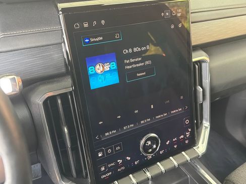 Used 2025 GMC Acadia Elevation FWD image 10