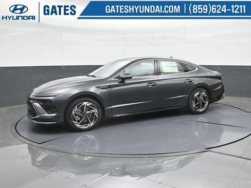 New 2025 Hyundai Sonata SEL FWD image 7