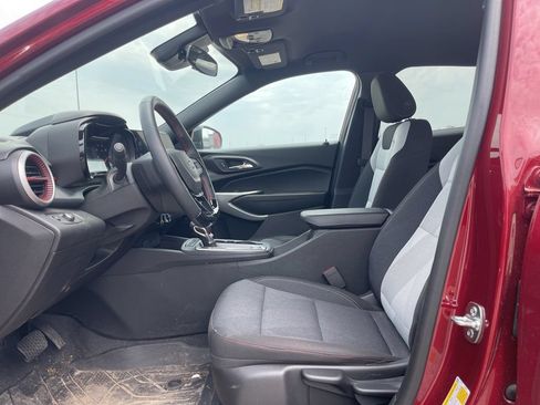 Used 2025 Chevrolet Trax RS w/ Driver Confidence Package FWD image 13