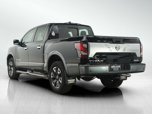 Used 2022 Nissan Titan Platinum Reserve w/ Moonroof Package image 3