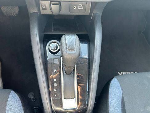 Used 2025 Nissan Versa SV w/ Trunk Package image 36