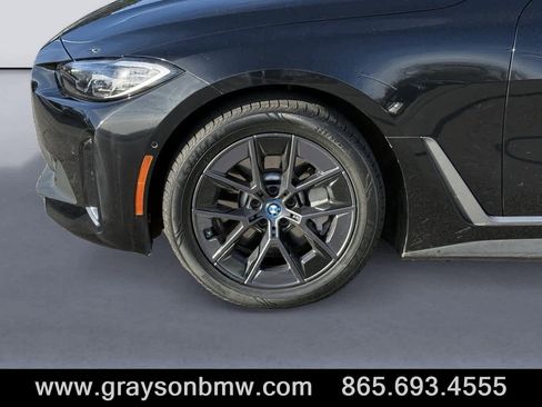 Used 2023 BMW i4 eDrive35 w/ Premium Package image 9