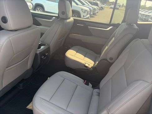 New 2026 GMC Acadia Elevation w/ Black Edition FWD image 11