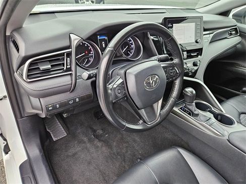 Used 2023 Toyota Camry SE image 15