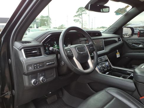 Used 2023 GMC Yukon XL Denali w/ LPO, Floor Liner Package image 8