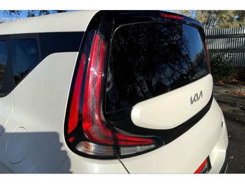 Used 2024 Kia Soul LX w/ Option Group 015 image 28