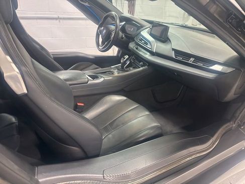 Used 2015 BMW i8 image 10