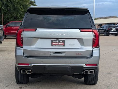 New 2026 GMC Yukon Denali w/ Sun & Power Step Package AWD/4WD image 5