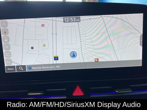 Used 2025 Hyundai Elantra SEL image 3