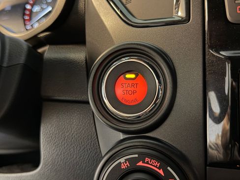Used 2024 Nissan Titan PRO-4X w/ Pro-4x Convenience Package AWD/4WD image 35