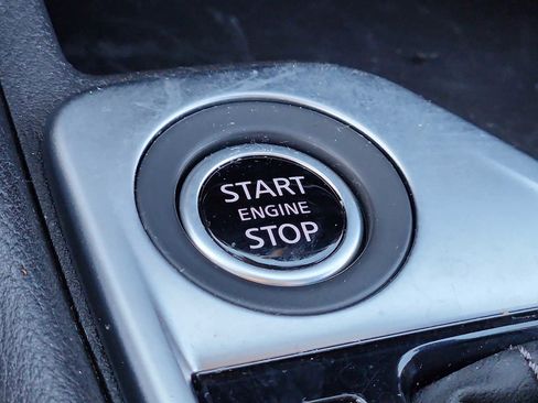 Used 2023 Nissan Sentra SV FWD image 22