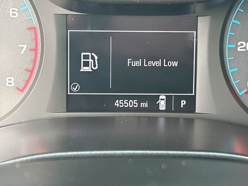 Used 2022 Chevrolet Colorado W/T image 15