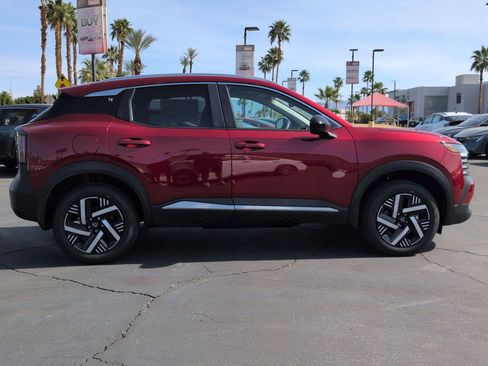 New 2026 Nissan Kicks SV image 5