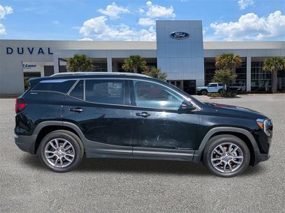 Used 2023 GMC Terrain SLT