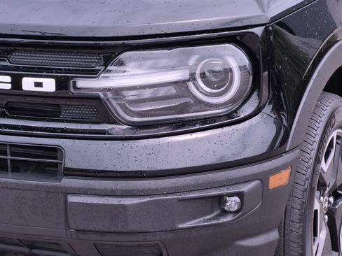 Used 2023 Ford Bronco Sport Outer Banks AWD/4WD image 11
