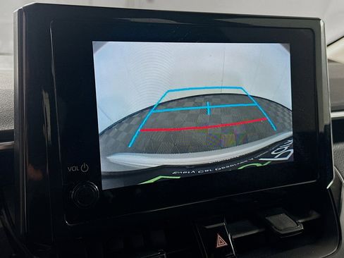 Used 2024 Toyota Corolla LE image 23