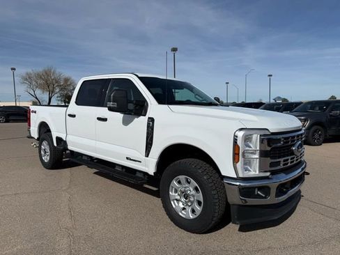Used 2024 Ford F250 XLT image 4