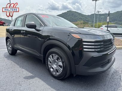 Used 2025 Nissan Kicks S