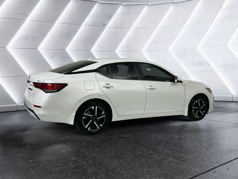 Used 2024 Nissan Sentra SV w/ All-Weather Package FWD image 4