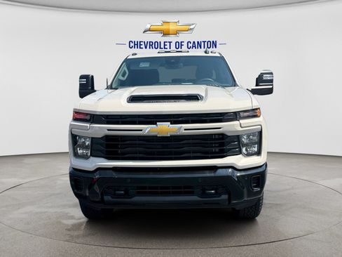 New 2026 Chevrolet Silverado 2500 Custom w/ Custom Value Package AWD/4WD image 2