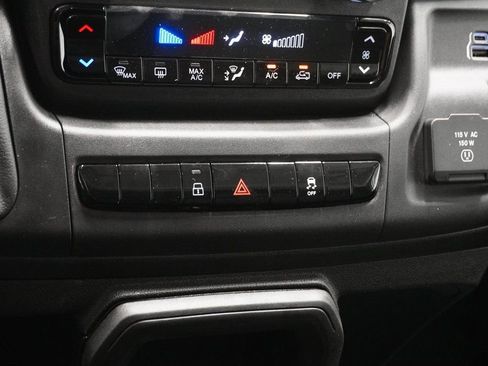 Used 2026 RAM ProMaster 2500 w/ Convenience Group image 27