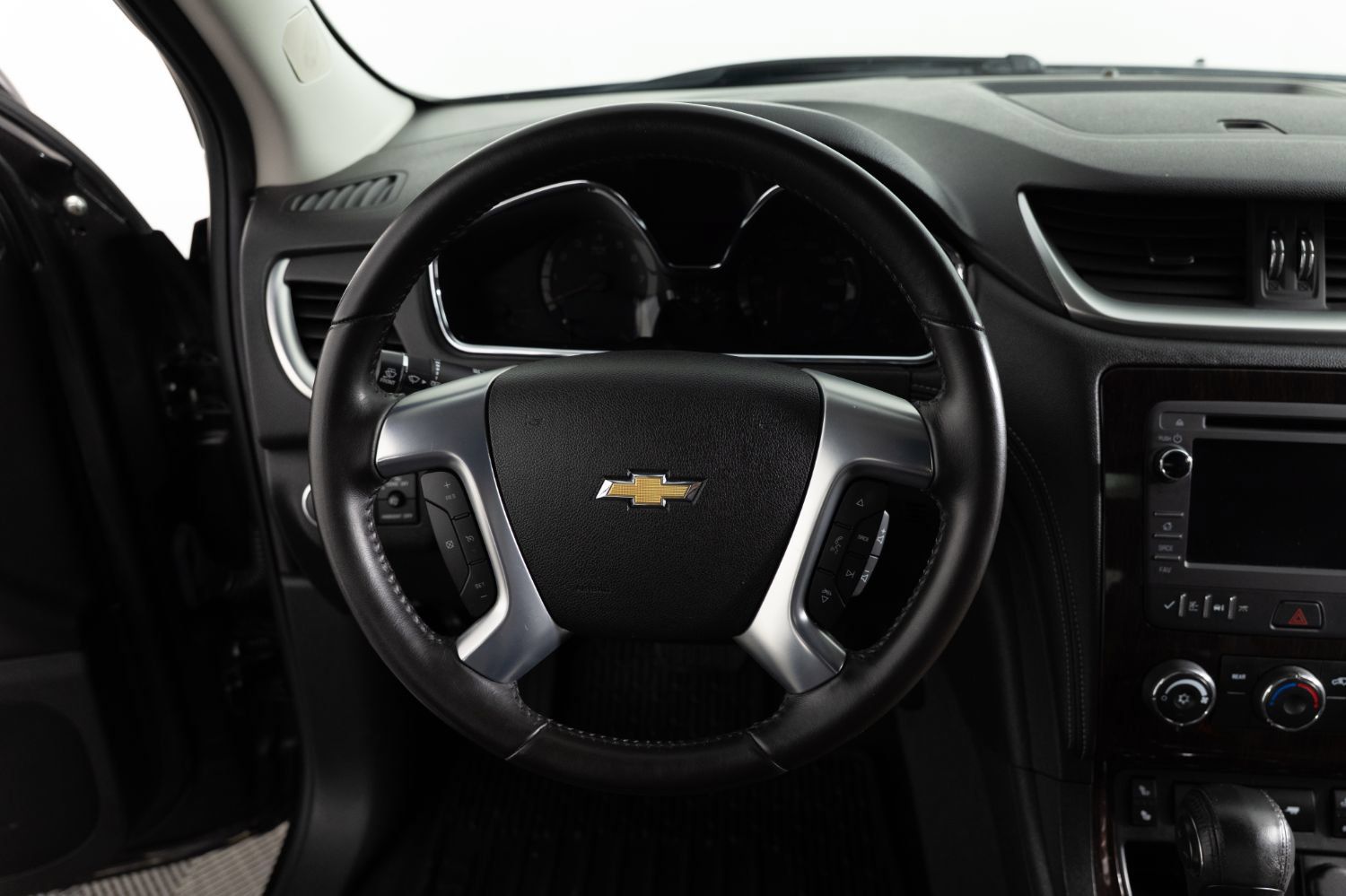 Used 2017 Chevrolet Traverse LT w/ True North Edition AWD/4WD image 29