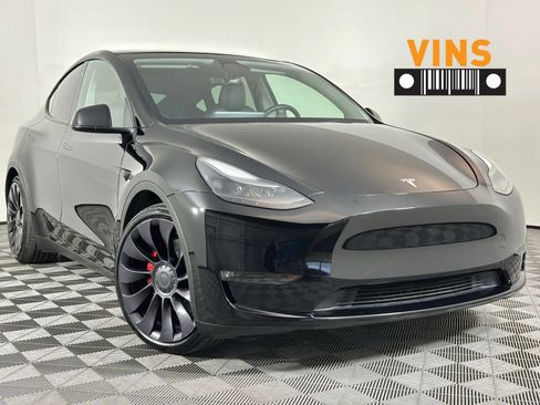 Used 2023 Tesla Model Y Performance AWD/4WD image 1