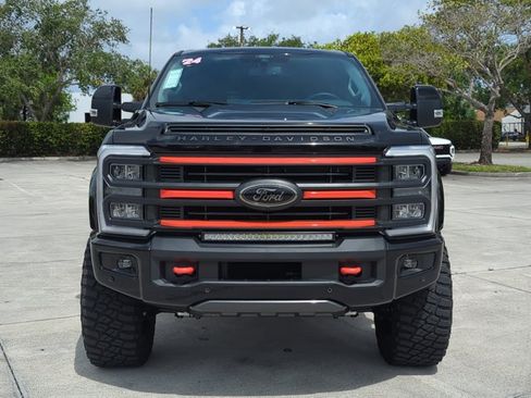 Used 2024 Ford F250 Lariat w/ Lariat Ultimate Package AWD/4WD image 2