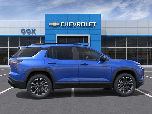 Used 2027 Chevrolet Equinox RS w/ Convenience Package III FWD image 5