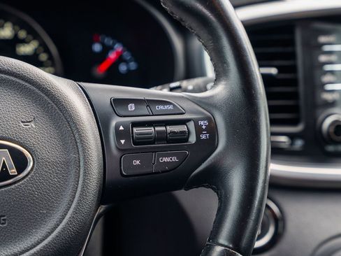 Used 2017 Kia Sorento EX FWD image 30