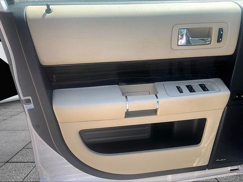 Used 2019 Ford Flex SEL w/ Equipment Group 202A AWD/4WD image 18