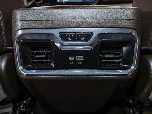 Used 2025 GMC Sierra 2500 Denali w/ Denali Reserve Package image 26