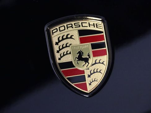 Used 2022 Porsche Cayenne Platinum Edition AWD/4WD image 12
