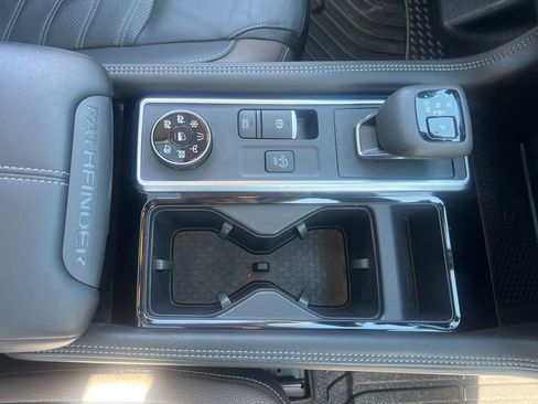 Certified 2024 Nissan Pathfinder Platinum w/ Cargo Package AWD/4WD image 24