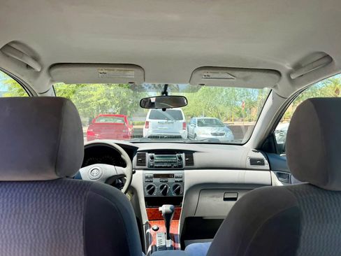 Used 2005 Toyota Corolla LE w/ JBL Value Pkg FWD image 12