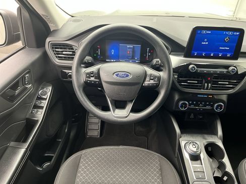 Certified 2025 Ford Escape Active image 12