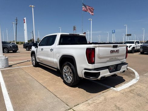 Used 2021 GMC Sierra 1500 Denali w/ Denali Ultimate Package AWD/4WD image 6
