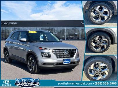 Used 2025 Hyundai Venue SEL