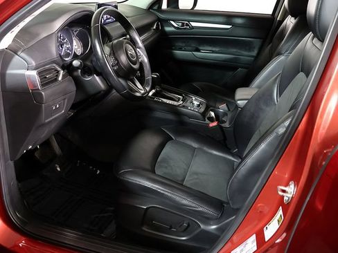 Used 2019 MAZDA CX-5 Touring FWD image 12
