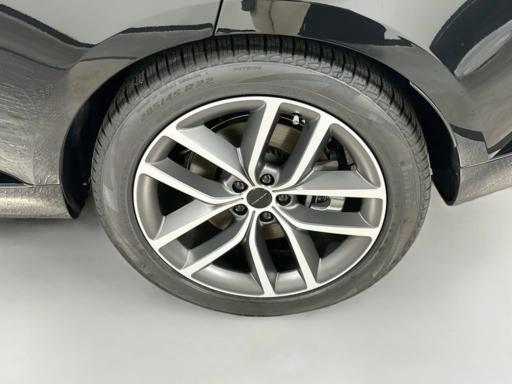 Used 2026 Land Rover Range Rover SE AWD/4WD image 34